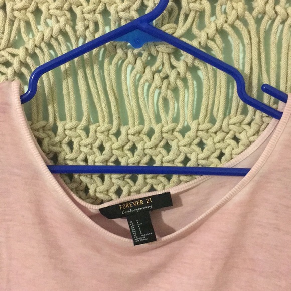 basic pink tee - Picture 2 of 4